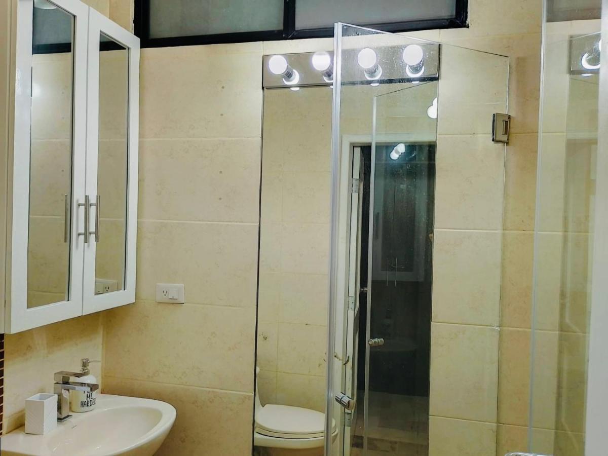 Large 2-Bedroom Apartment, Close To The American Consulate Γκουαγιακίλ Εξωτερικό φωτογραφία